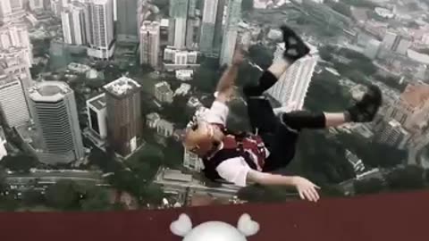 PARKOUR FAILS