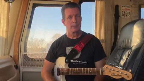 Tom of Blakgraz Performs “Strong Love” | Song Breakdown + Shoutout to Dave of JD's Southside Music!