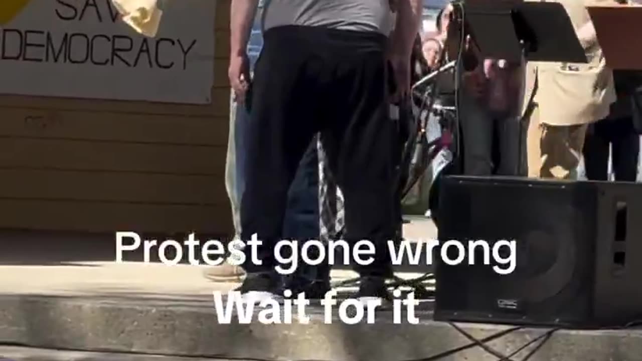 #Vancouver, WA. Protestor at the Hands Off protest gets a hands on slap.