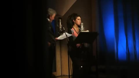 Tony Bennett, Amy Winehouse - Body and Soul (from Duets II The Great Performances)