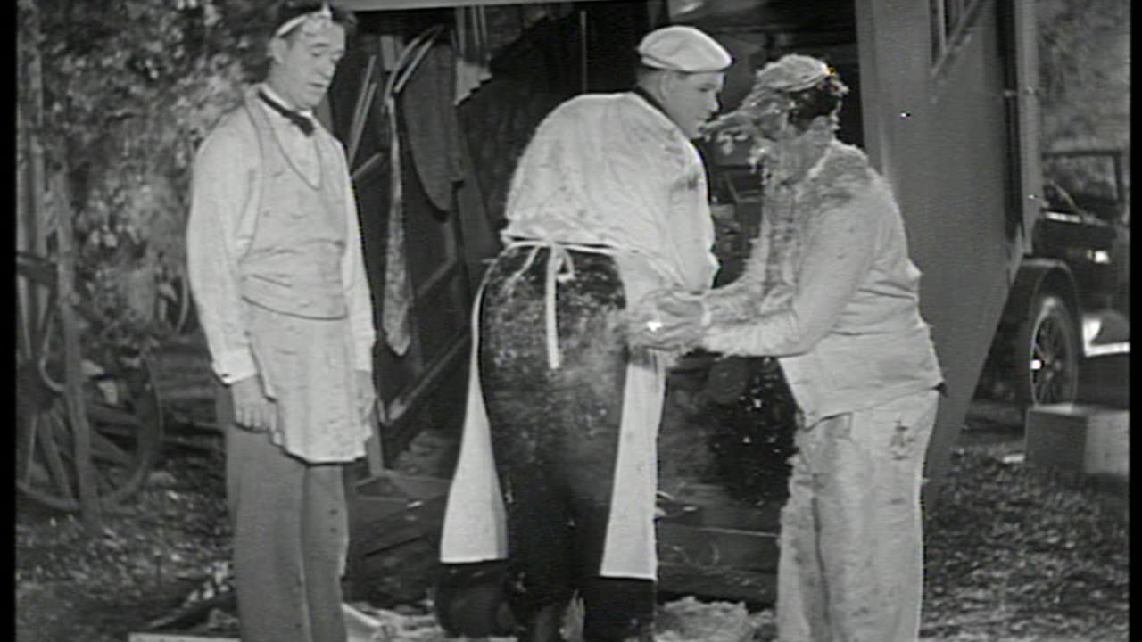 Laurel & Hardy (Them Thar Hills)