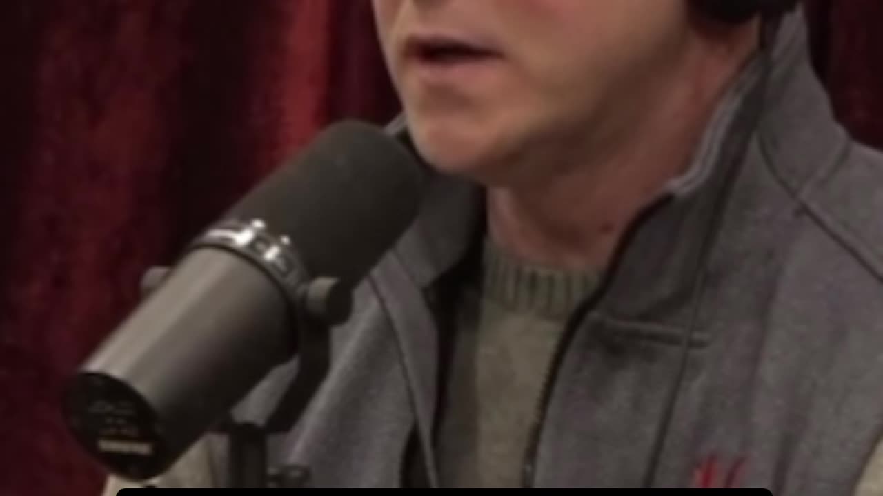 joe rogan deep dives into methylene blue benefits