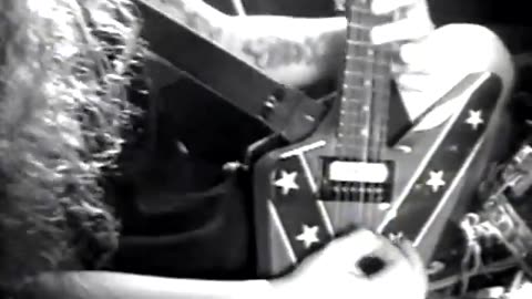 Pantera - Drag The Waters (Official Music Video)