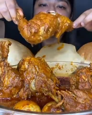 Chicken Legpiec eating _ Egg Curry eating _ Chicken Leg piec _ Egg Curry _short(480P)