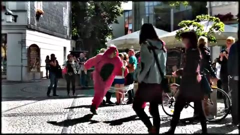 Wrapping up People [Public Pranks]