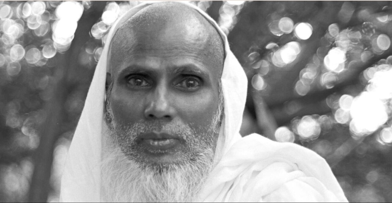 Biography of Great mystic Bawa ? - 1986