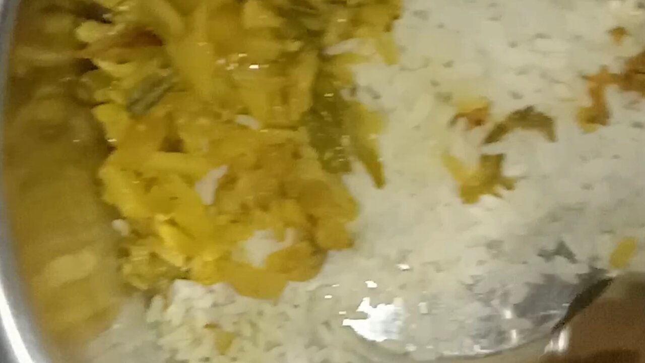 আজকে ডিম মাছ দিয়ে ভাত খেলাম