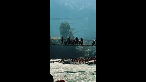 Traffic Jam @ Bridge