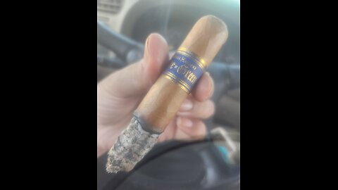 Gran Habano Blue in Green Cigar Review