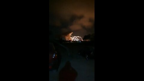 🚨📹 Israel bombs Syrian air defense site near Homs