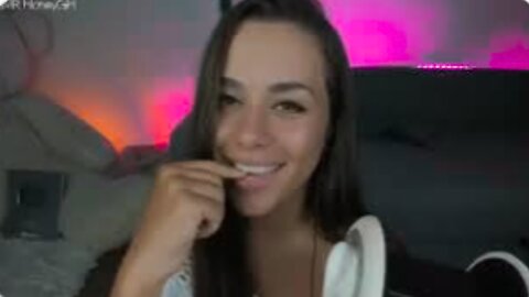Asmr+Aheago+ear eating