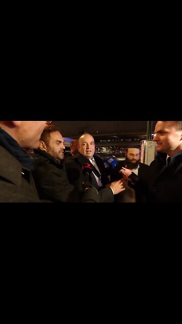 Bondi Beach Terror Attack Hero PRAISES Trump