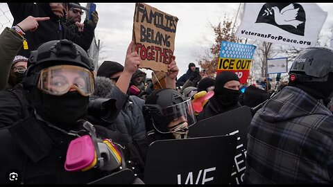 Police Arrest Protesters at Minneapolis Federal Building