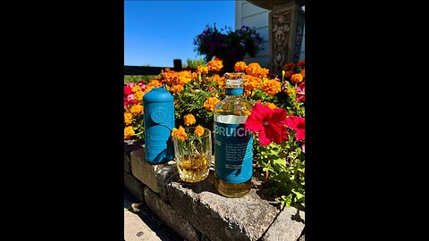 Scotch Hour Episode 222 Bruichladdich 18yr and Thanks to Moms