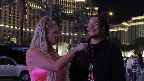 Stella asks STRANGERS KISS OR SLAP on the LAS VEGAS STRIP😈🤪