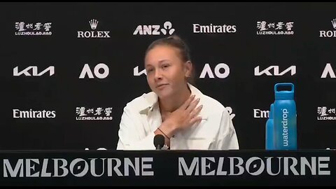 Tennis Player Amanda Anisimova SHUTS DOWN Reporter's Politically Motivated Question