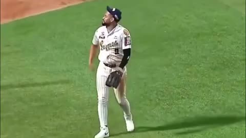 José Rondón con una locura de atrapada