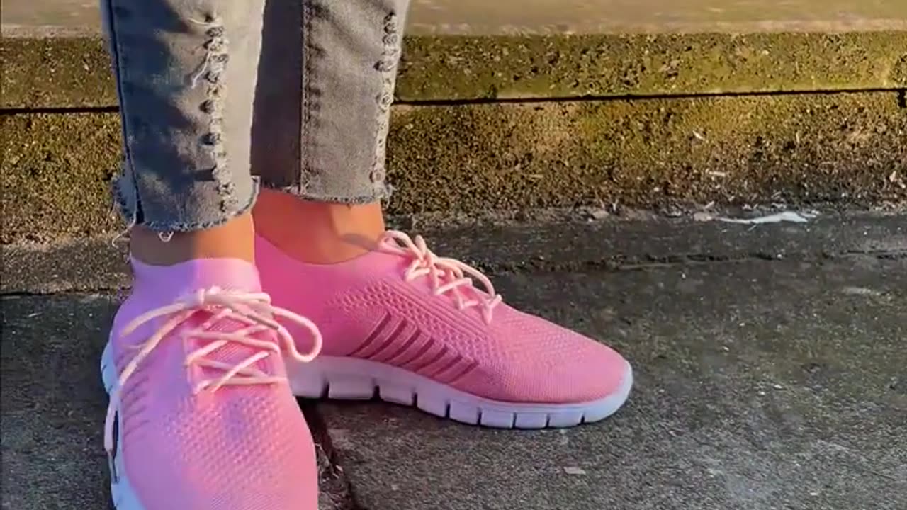 Breathable Mesh Lace Up Outdoor Shoes
