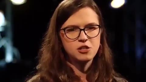 Die unabhängige Journalistin Whitney Webb dekonstruiert die Klimapolitik in weniger als 90 Sekunden.