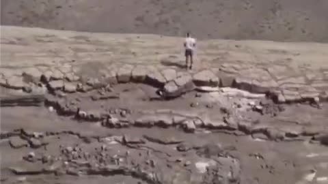 Meteor Crater in Arizona, USA was formed 50,000 years ago by a 160 ft meteorite.