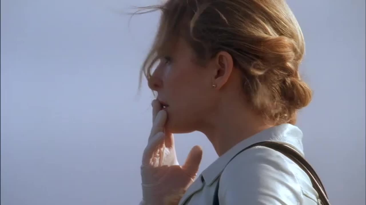 2-Broke-Girls-and-The-Closer