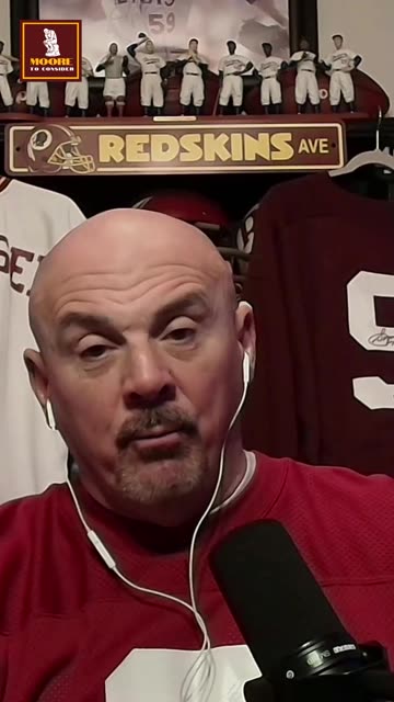 Sonny Jurgensen Waves to a 7 Year Old Fan