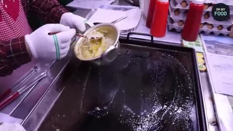 Insanely Crowded! Snack Food Truck Feeding 60,000 Workers at Samsung Construction Site