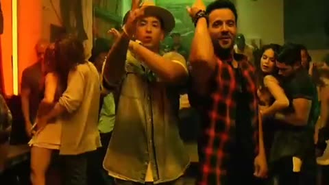 Luis Fonsi - Despacito ft. Daddy Yankee