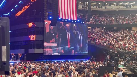 Crowd erupts chants of "USA, USA, USA" as President Trump arrives for Charlie Kirk's Memorial