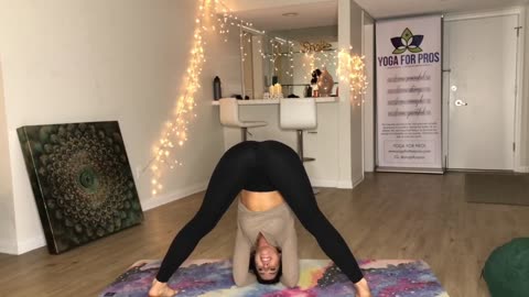 Learn How to Headstand! | 30 Day Yoga Challenge