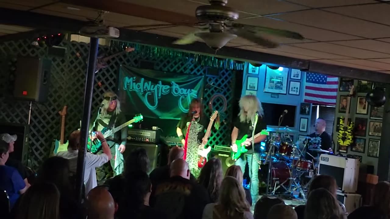 Midnyte Boyz ( live)