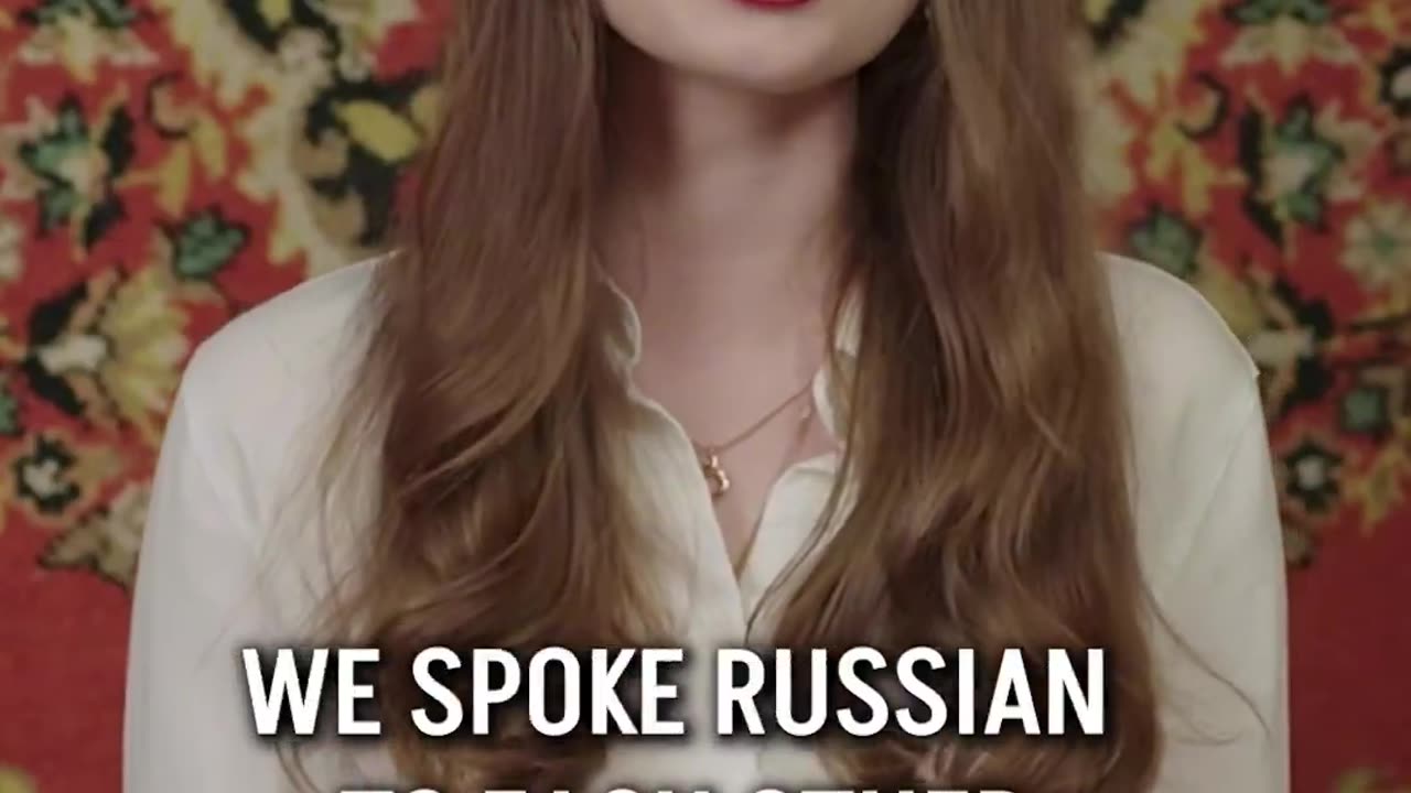Girl Faces Russophobia from Boston University Professor, Decides to Move to Moscow