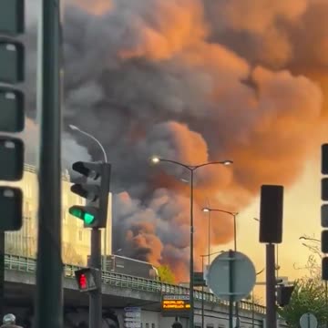 Huge fire reported in Paris, France. The smoke can be observed even miles from the area.