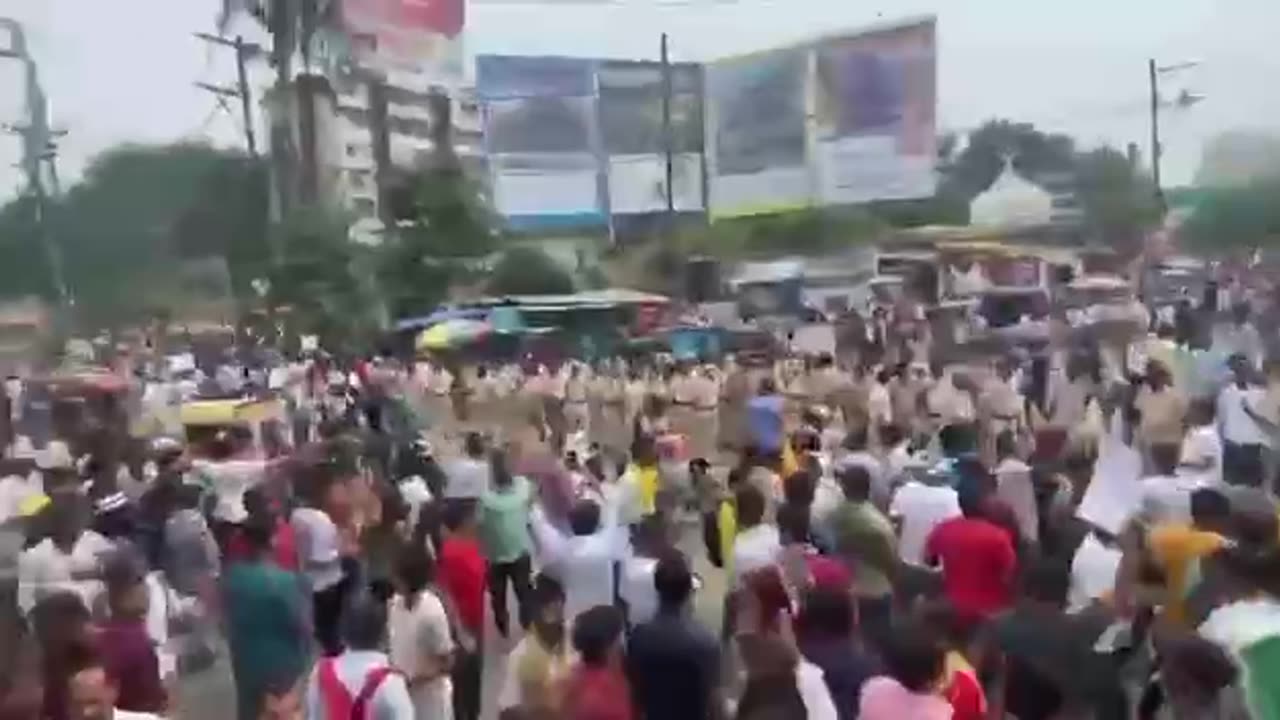 🇳🇵The number of people injured as a result of riots in Nepal has exceeded 500.