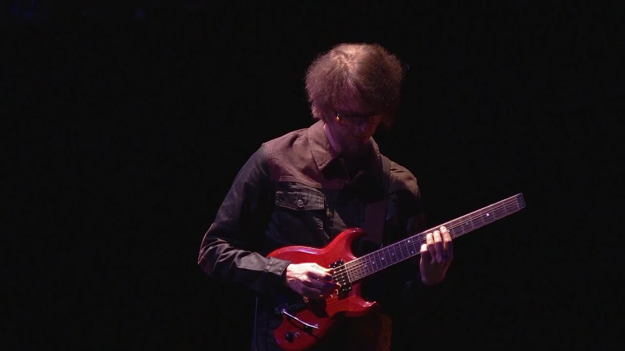 Thirty Years - U.K. (live)