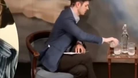 Right Winger HUMILIATES Himself