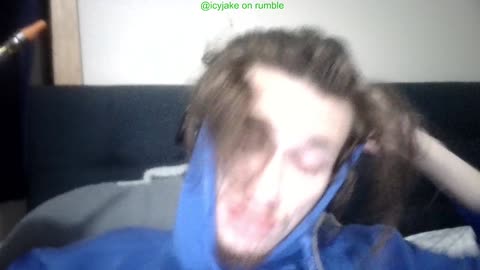 SMOKING WEED OUT OF A ONE HITTER/CHILLUM TO EMO RAP PLAYING FORTNITE TOO