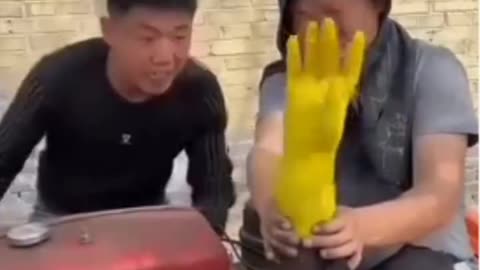 Try not to laugh 😂💔