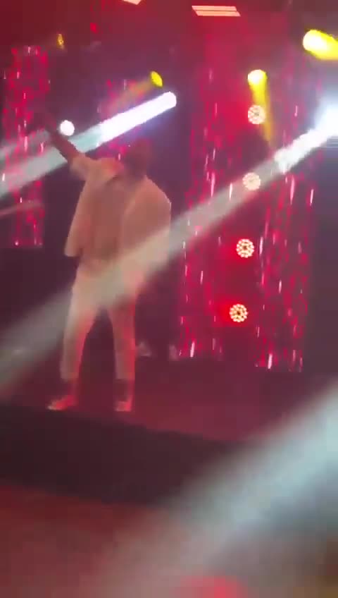 Pedro Henrique összeesett és meghalt egy előadás közben (nemattólvan!)