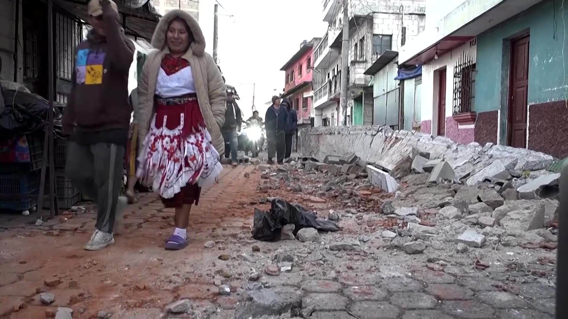 Guatemalan residents stay in tents after deadly earthquakes