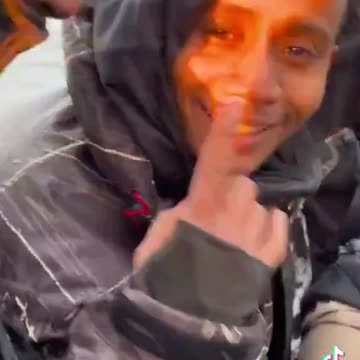 🚨🇬🇧BREAKING NEWS 1200 illegal migrants on the way to UK 99% MALE