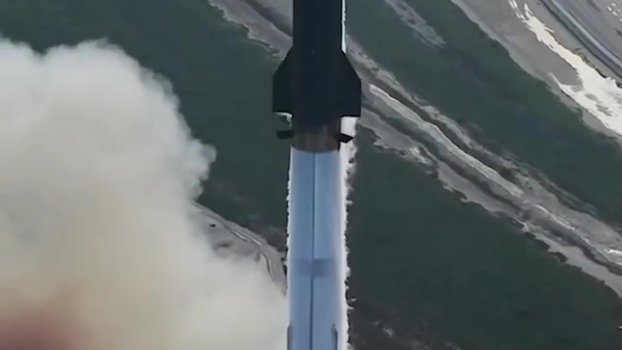 SpaceX successfully conducted the 10th test launch of the Starship