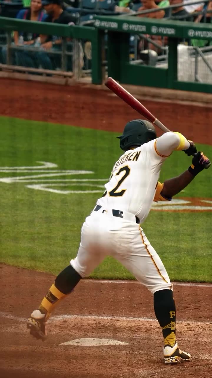 The Pirates continue their hot streak, increase their win streak to 6!