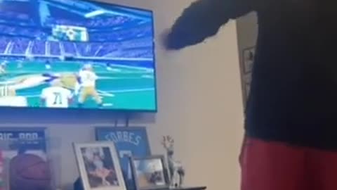 🤣🏈 Why Football VR Got BANNED at Home! | FunFM