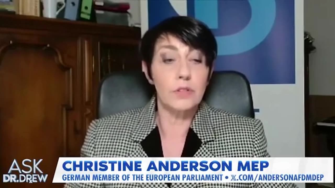 Nasze rządy, do których tak bardzo wierzyliśmy, nie są już godne zaufania...