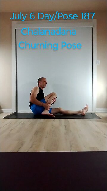 Chalanadana / Churning Pose