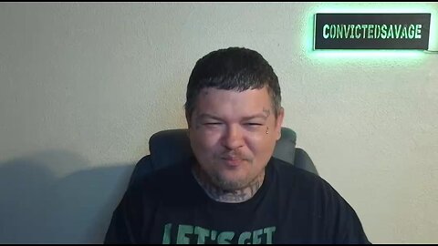 Eating warheads on stream 😂 pt 2