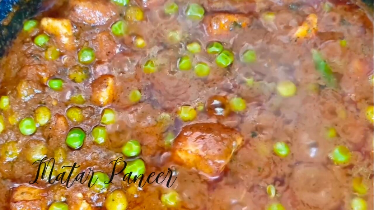 HOW TO MAKE MATAR PANEER | DHABA STYLE MATAR PANEER | MATAR PANEER RECIPE IN HINDI | FOOD COURT