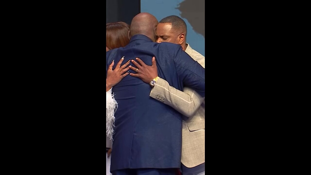 A true move of God. Congratulations to Pastors @Touré (PT) Roberts and Sarah Jakes Roberts