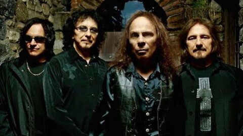 Neon Knights ~ Black Sabbath w/ Ronnie James DIO ( Live )